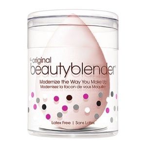 Light Pink BeautyBlender FabFitFun